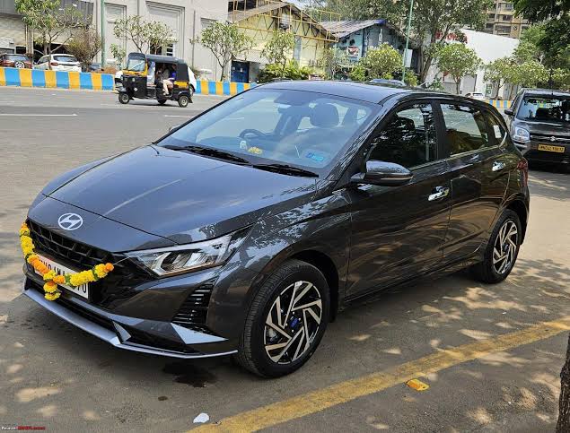 Hyundai i20 Black Self Drive Goa